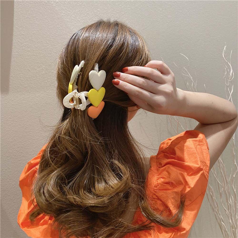 Kẹp Tóc Hình Trái Tim Màu Khaki / Cà Phê Dễ Thương