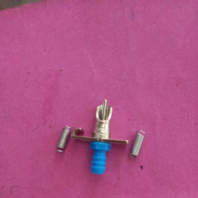 Van uống nước cho thỏ( van xanh 2 lò so)