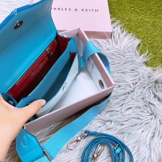 Túi cnk bì thư xuất dư