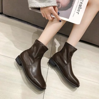 (Order) Boots mũi vuông gót 3cm dáng basic