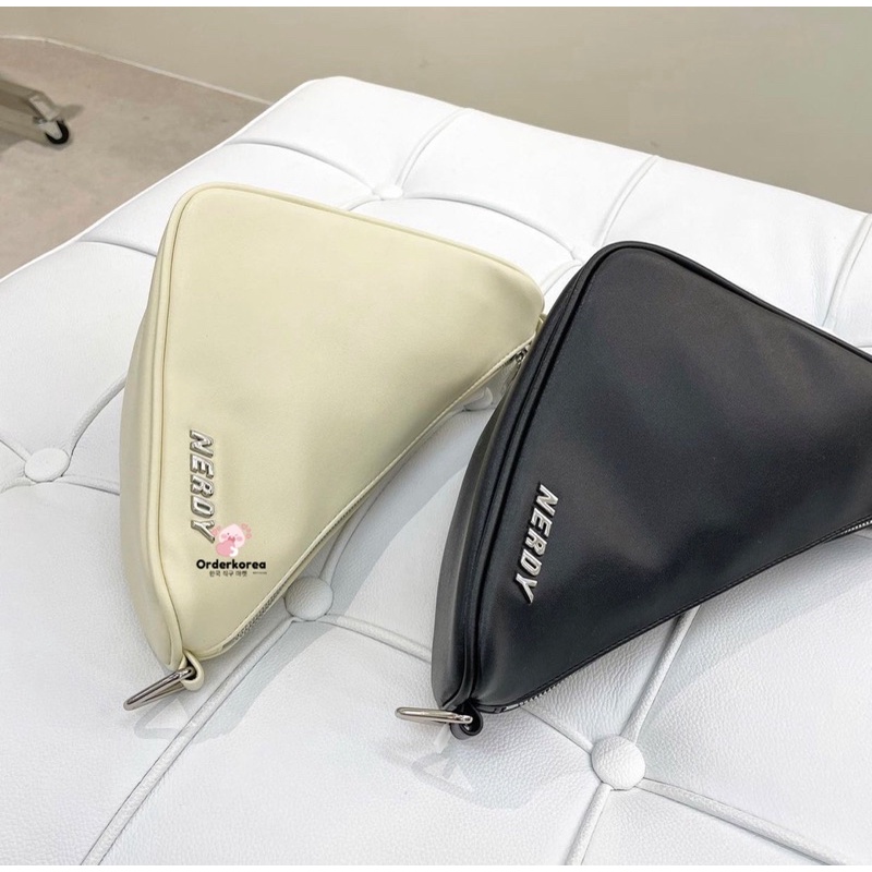 Order - Túi tam giác Nerdy chính hãng