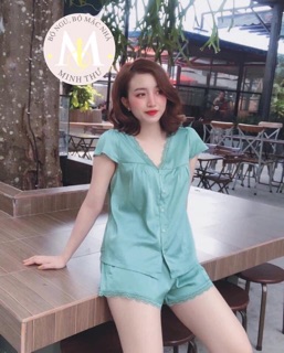 Bộ lụa viền ren mặc nhà
