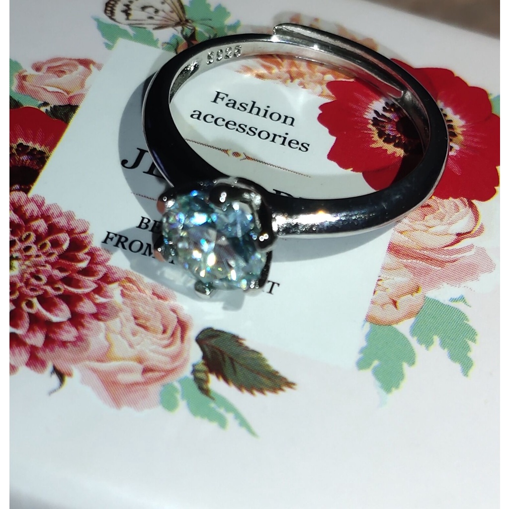 Nhẫn Bạc S925 One Carat Moissanite Sáu Prongs 8 Trái Tim 8 Mũi Tên