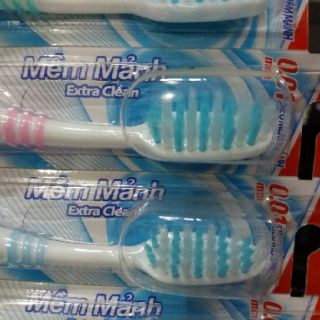 Combo 2 bàn chải đánh răng COLGATE mềm mảnh Extra Clean