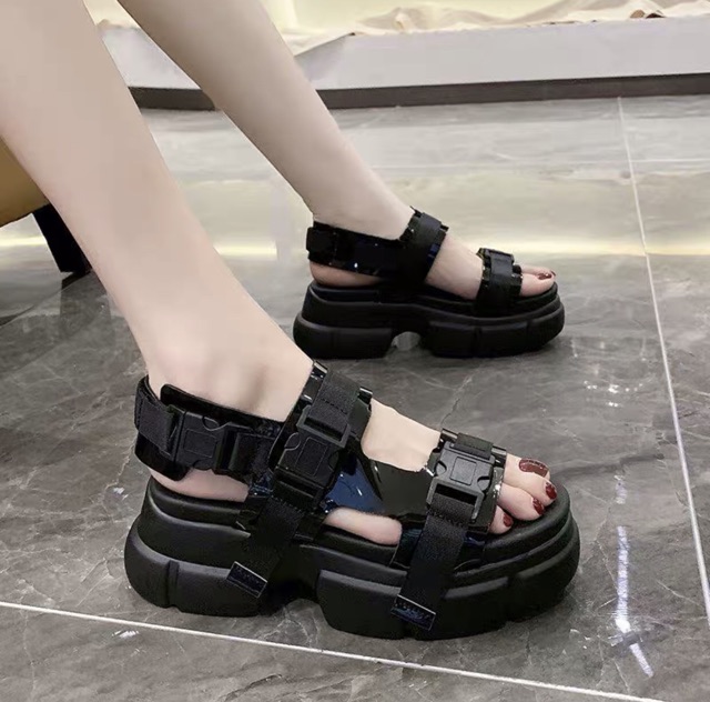 Giày sandal ulzzang cá tính hot hit