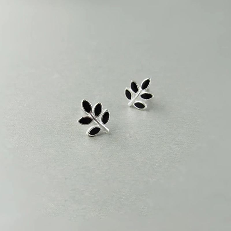 Bông Tai Hình Chiếc Lá Đính Kim Cương Giả Màu Đen Đơn Giản Phổ Biến