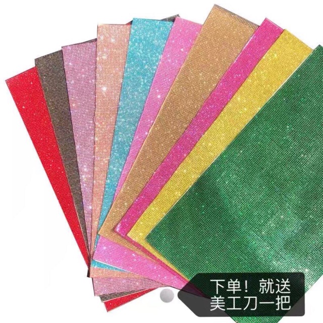 Miếng dán óng ánh
