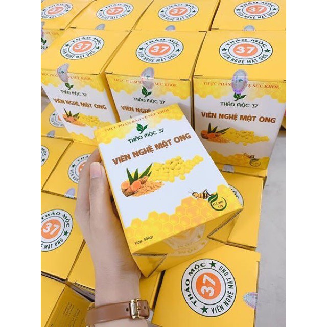 [Hàng chính hãng] Viên tinh bột nghệ Mật ong THẢO MỘC 37 hộp 500g