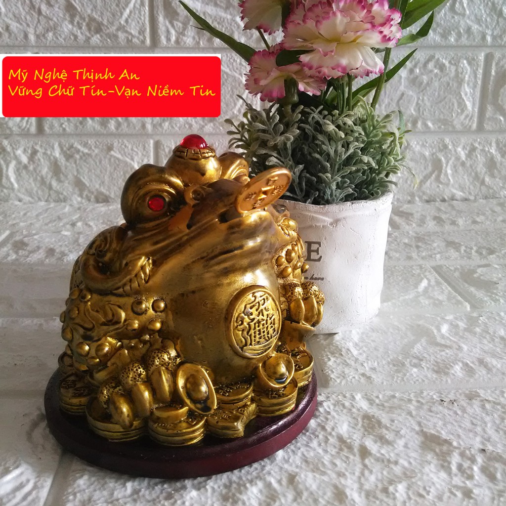 Tượng Cóc ba chân ngậm tiền vàng chiêu giữ tài lộc màu đồng TTD16