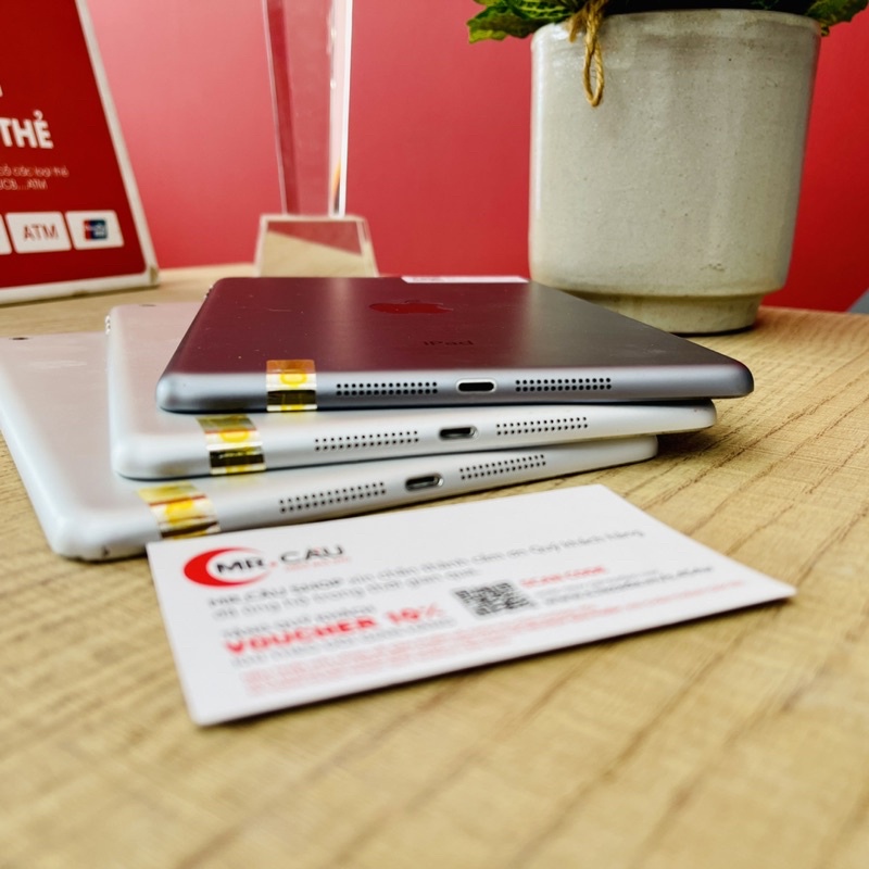 Máy tính bảng lPAD MINI 2 Chính hãng bộ nhớ 16GB 32GB Màn hình 7.9 Inch HD - Tặng: Bộ Sạc 12W | BigBuy360 - bigbuy360.vn