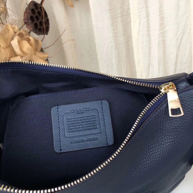 TÚI COACH JES HOBO F72702