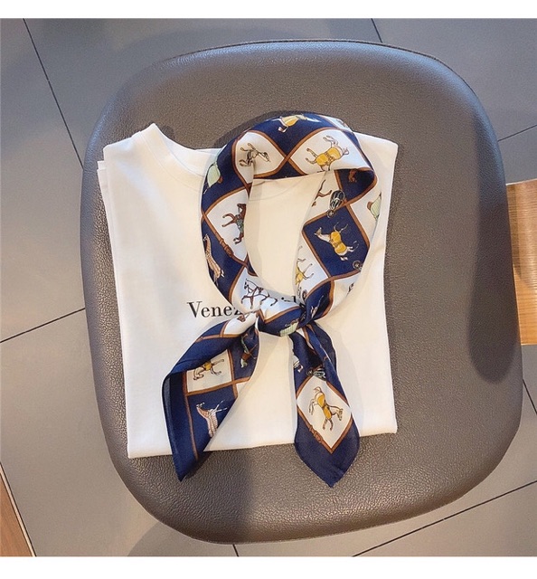 Khăn turban lụa vuông size 70x70cm Hình con ngựa - Maben