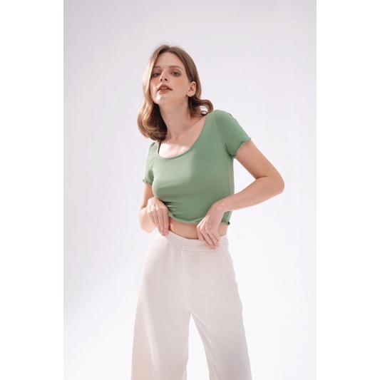 Áo thun croptop cộc tay MOMOCO dáng ôm cổ chữ U, chất liệu cotton co giãn thoáng mát M2908