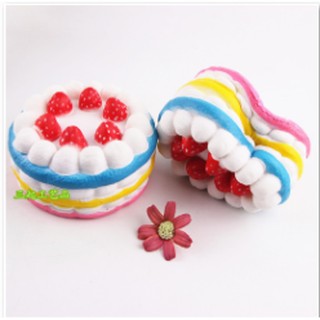 Squishy Bánh Kem Cầu Vồng