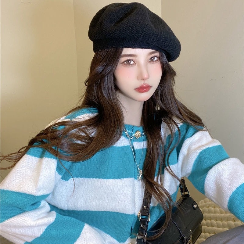 Áo khoác Cardigan dệt kim tay dài cổ tròn họa tiết kẻ sọc trắng đen tương phản thời trang thu đông cho nữ