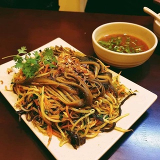 Lươn đồng làm sạch. Lươn làm sẵn.
