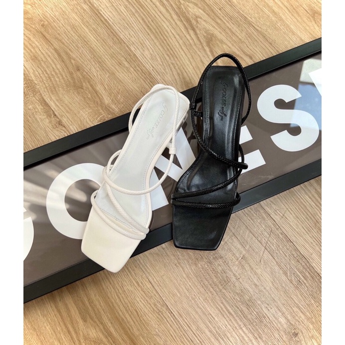 Sandal Dây Gót Trong SDV027