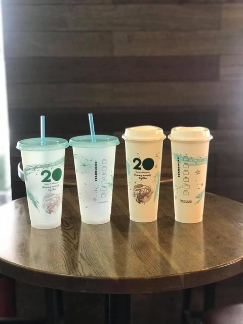 Ly Uống Nước Có Thể Tái Sử Dụng Phiên Bản Giới Hạn Kỷ Niệm 20 Năm Của Starbucks