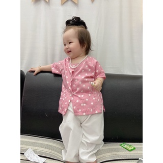 Bà Ba chấm bi cho bé đón Tết 💐