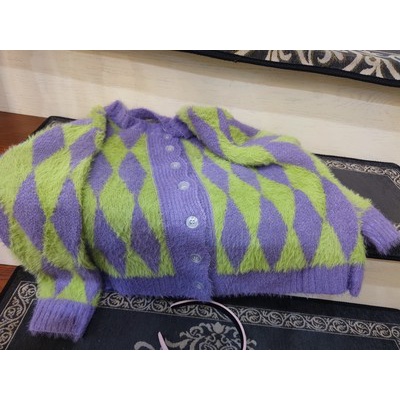 Áo Cardigan IU hình quả trám concert tour Lee Ji Eun len lông | BigBuy360 - bigbuy360.vn