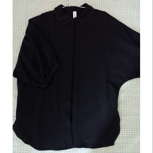 Áo sơmi đen S - Up to seconds