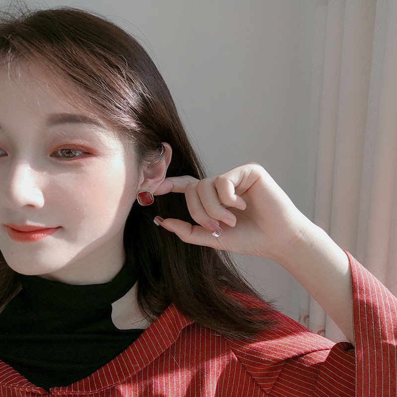 Bông Tai Kim Bạc 925 Hình Vuông Màu Đỏ Rượu Vang Thiết Kế Đơn Giản Thanh Lịch Dễ Phối Đồ