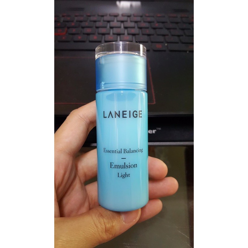 Sữa dưỡng da laneige emulsion light [50ml]