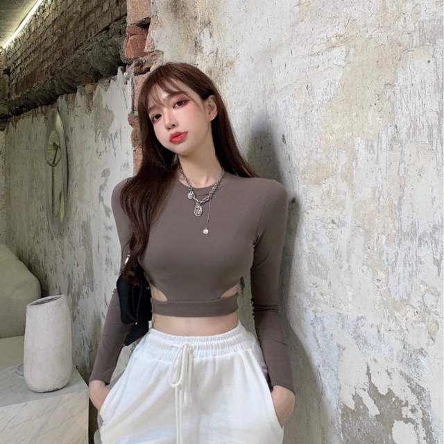 Áo croptop khoéc eo Ulzzang (sẵn)