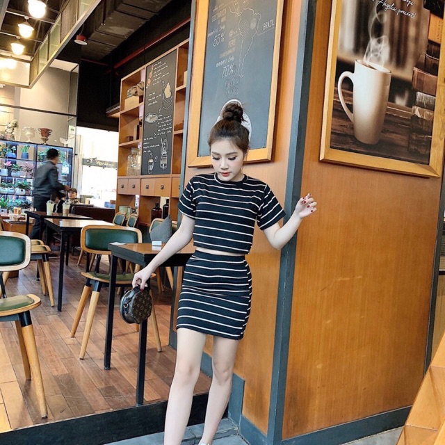 set váy kẻ
