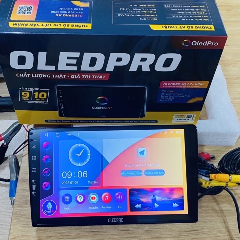 Màn hình android oledpro A5 chính hãng ram2-32g chip8 chia đôi màn hình ( tổng kho)