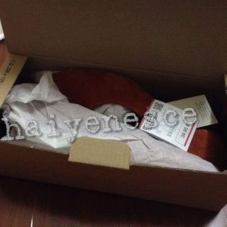 Giày da lộn đế vuông Zara