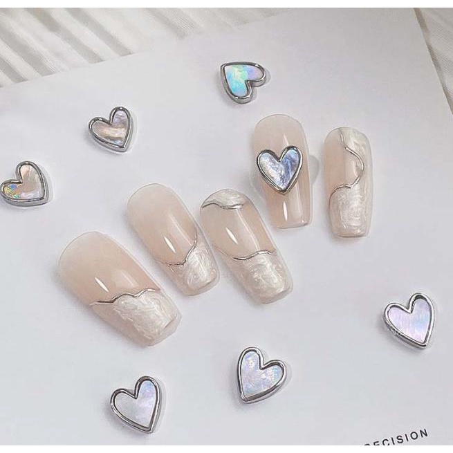 charm tim vàng bạc trang trí nail