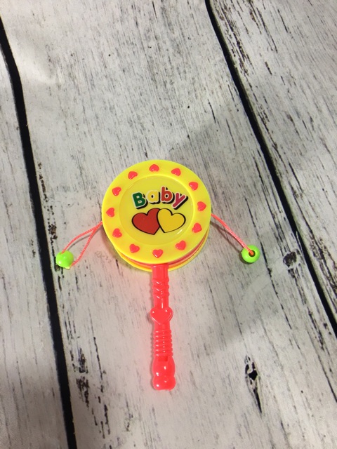 Trống lắc cầm tay cho bé