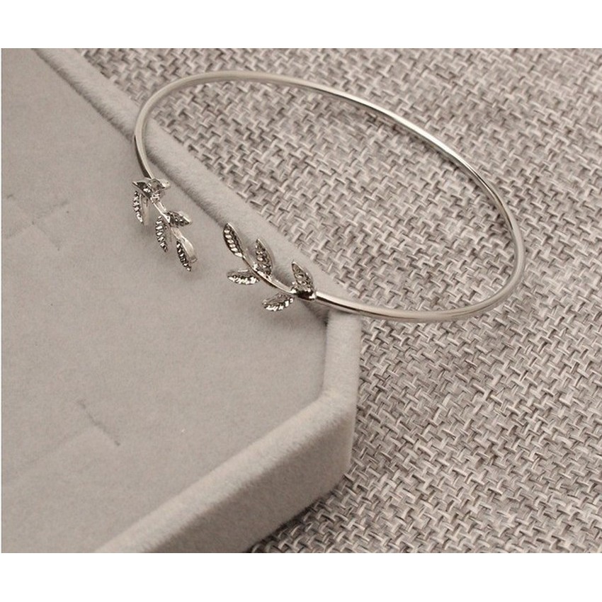 Vòng tay nữ xinh xắn dáng hoa phong cách hàn quốc dễ thương