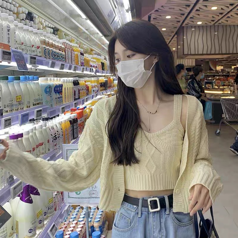 Áo cardigan len mix áo 2 dây B04, sét cardigan và áo dây len hàn siêu xinh.