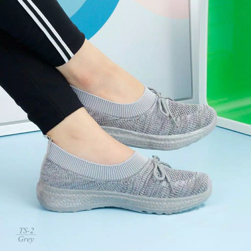 Fbs - Bộ 2 đôi giày lười nữ nhập khẩu TS-2 (gói 1kg)