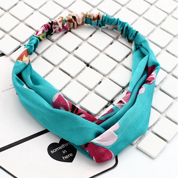 Băng đô hoa xinh xắn dành cho nữ