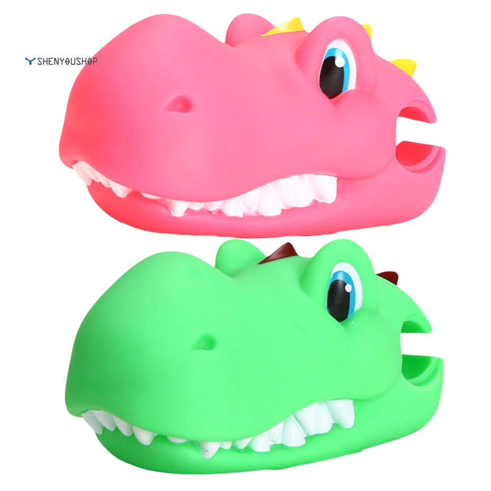 Phụ kiện trang trí xe scooter hình cá sấu vui nhộn