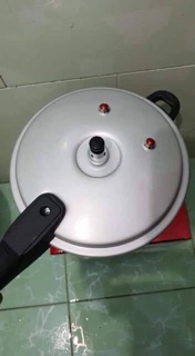 Nồi áp suất nuti 6 lít