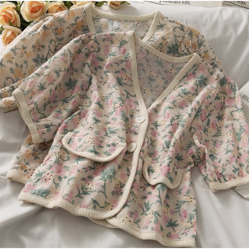 Áo sơ mi hoa nữ khuy cài DORIS, áo kiểu nữ ngắn tay cổ chữ V hàng Quảng Châu cao cấp siêu mềm mát | BigBuy360 - bigbuy360.vn