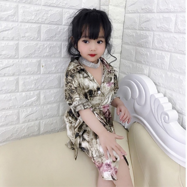 Set mẹ và bé sơ mi lụa 3D