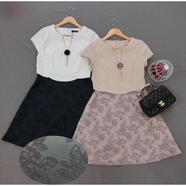 {HOT SALE}
 Váy gấm hoa nổi 2018 | BigBuy360 - bigbuy360.vn