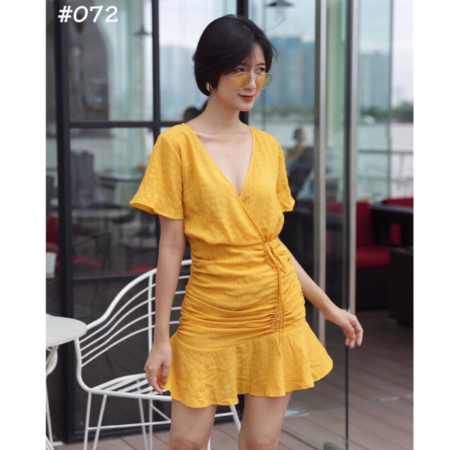 Đầm vàng xốp nhún ( kèm clip - ảnh thật)