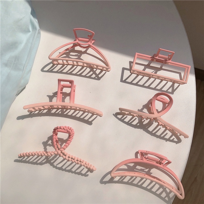 Kẹp Tóc Kim Loại Hình Cá Mập Màu Hồng Đào Gradient Thanh Lịch Và Xinh Xắn Cho Nữ