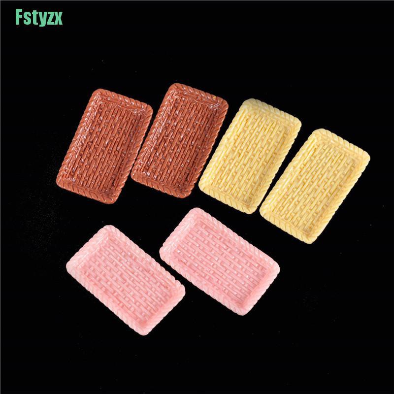 fstyzx 2Pcs Dollhouse Miniature Dinner Plate Dishes Kitchen Mini Food Plates Tableware