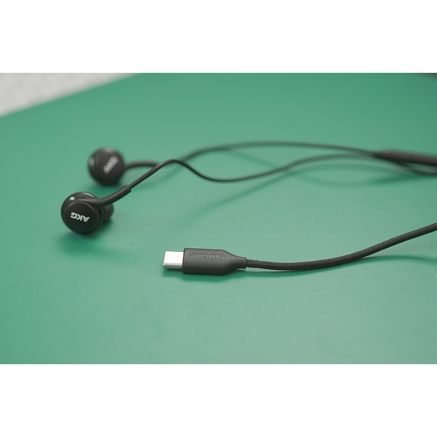 Tai nghe AKG Type-C Note 10/Note 10 PLUS/S20/PLUS/Ultra Đen/Trắng - Gomhang.vn
