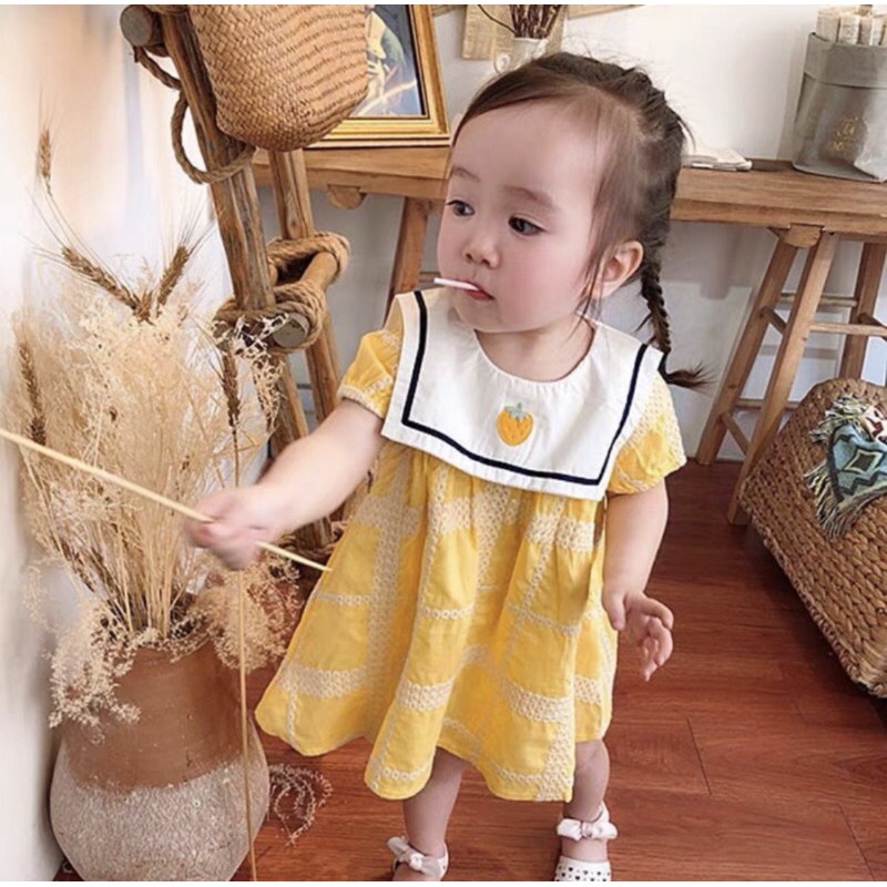 Váy Cho Bé Cổ Vuông Chất Thô Đũi Vàng