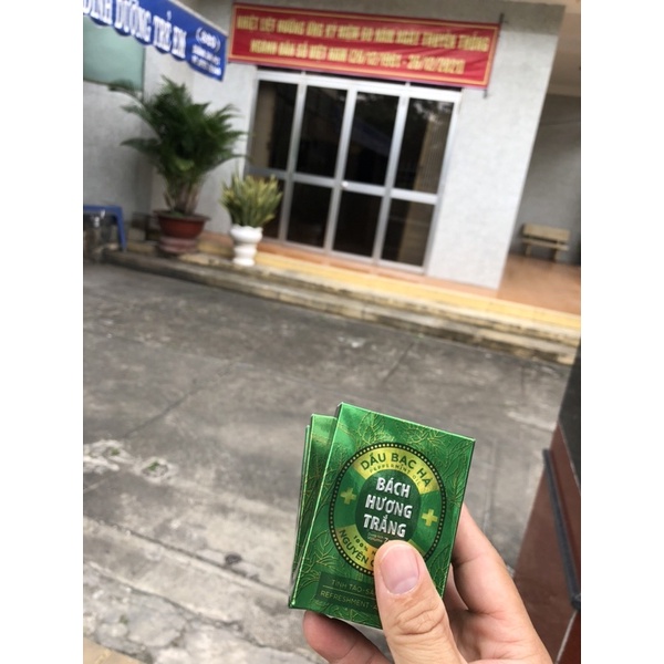 Dầu BÁCH HƯƠNG TRẮNG