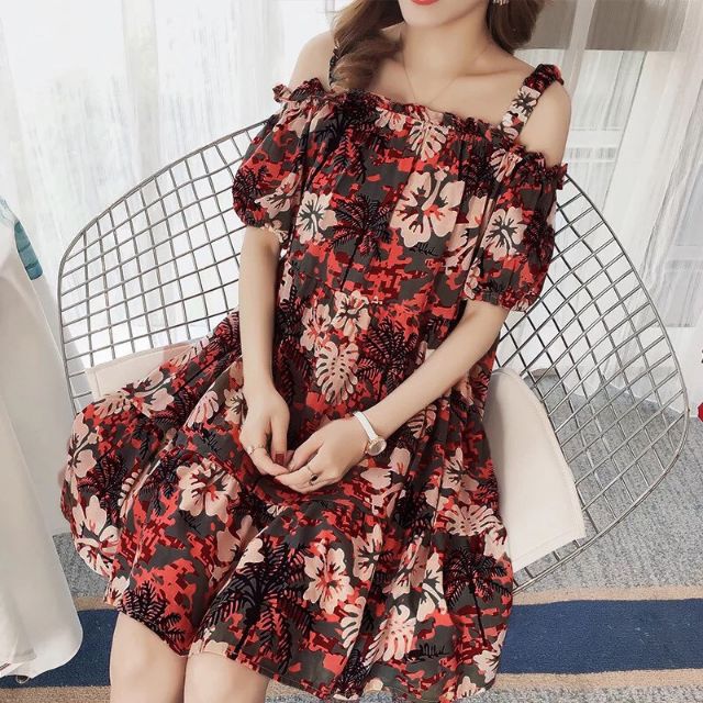 Đầm đuôi cá rớt vai