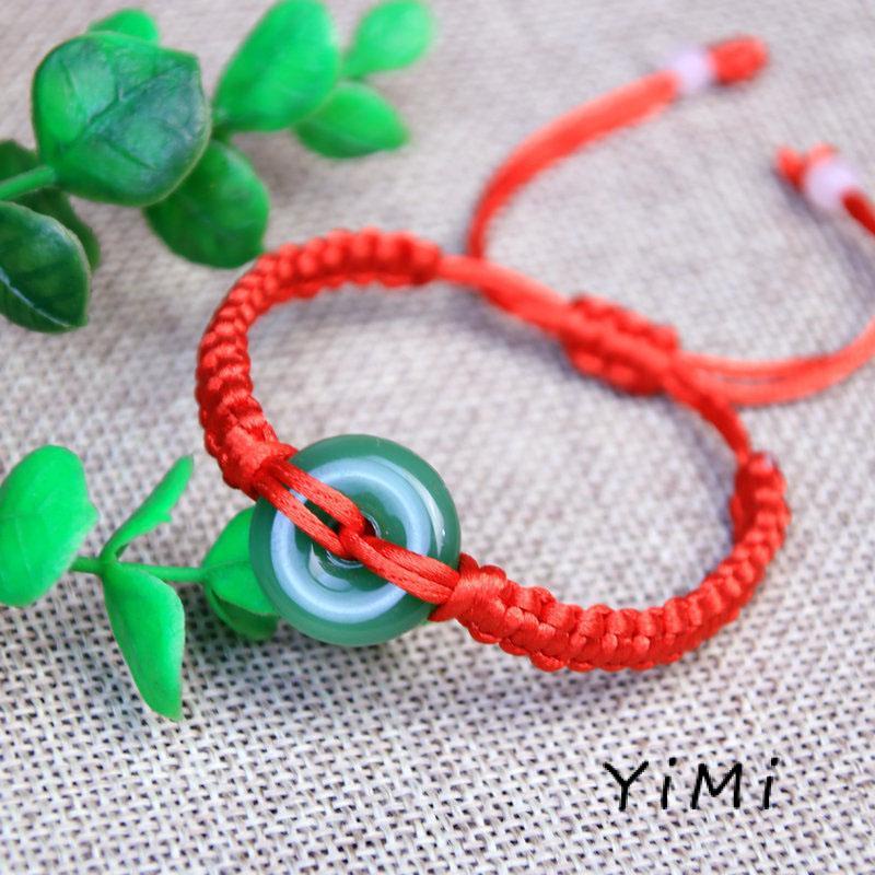 Vòng tay Jadeite dây đỏ may mắn
